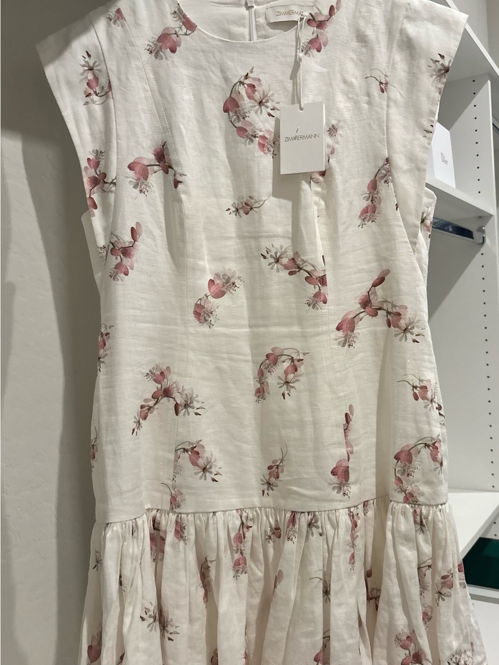 Zimmermann Cream Linen Dress with Soft Pink Floral Print
Zimmerman size 3 - Picture 3 of 3